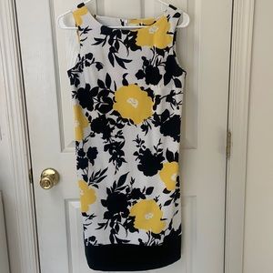 Womens AB Studio, size 6 floral print dress